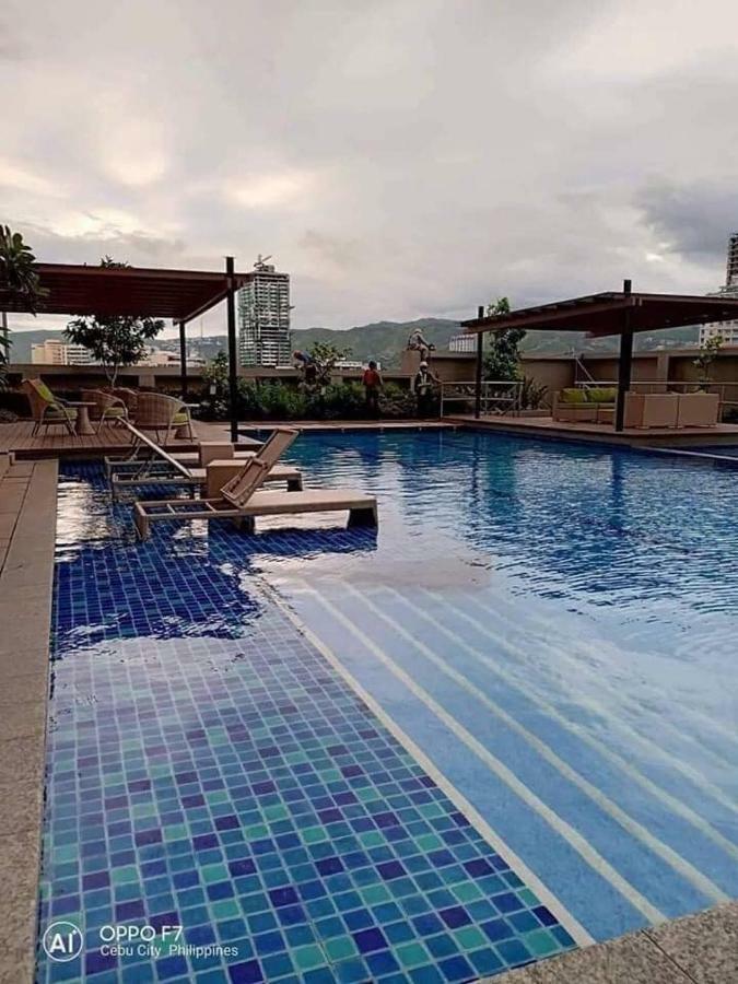 Horizon 101 A8 5Mins Walk Robinson Mall And Bar Cebu Esterno foto